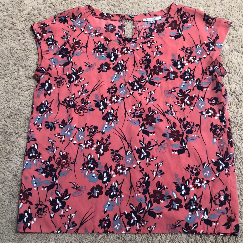 Floral Blouse with slight open back